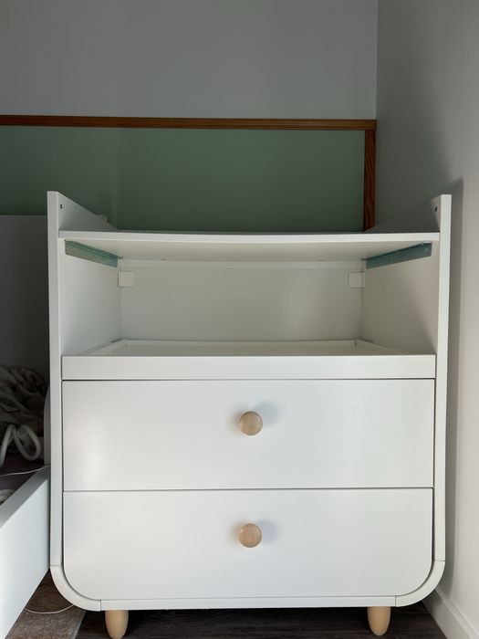 Comoda / trocador MYLLRA