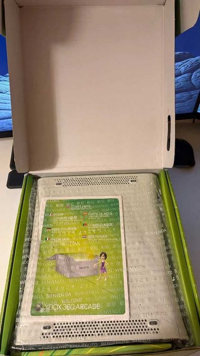 Xbox 360 Arcade (CIB)
