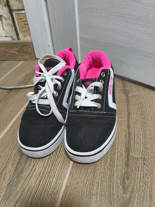 Черевички з колесом