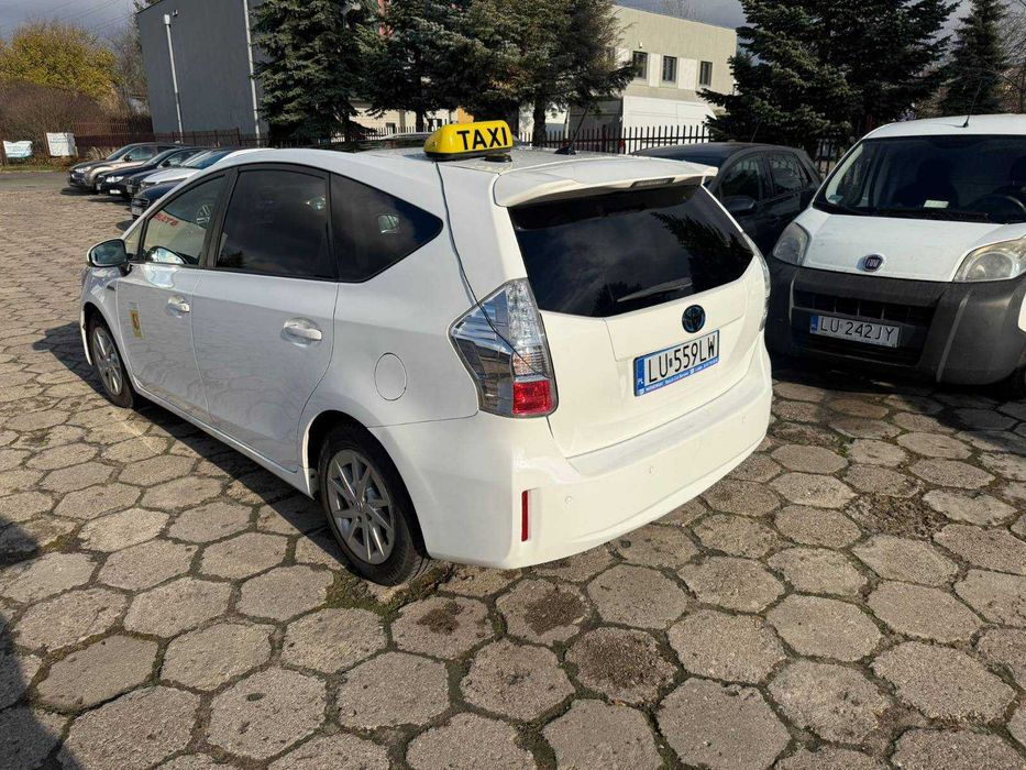 WYNAJEM BOLT/UBER - Toyota Corolla/Auris/Prius HYBRYDA SKODA Fabia