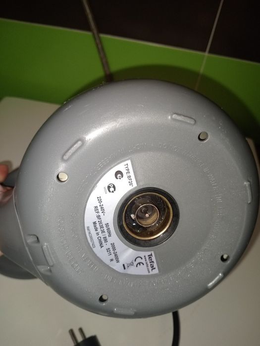 Електрочайник Tefal в ідеальному стані