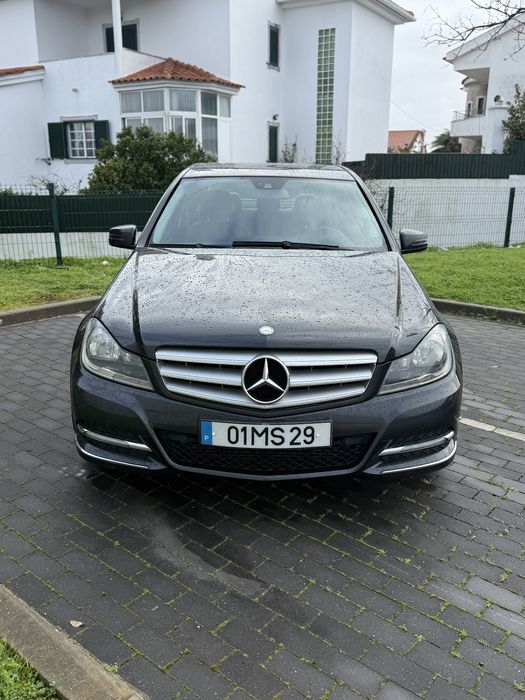 Mercedes C220 cdi - Diesel - AUTOMÁTICO - NACIONAL