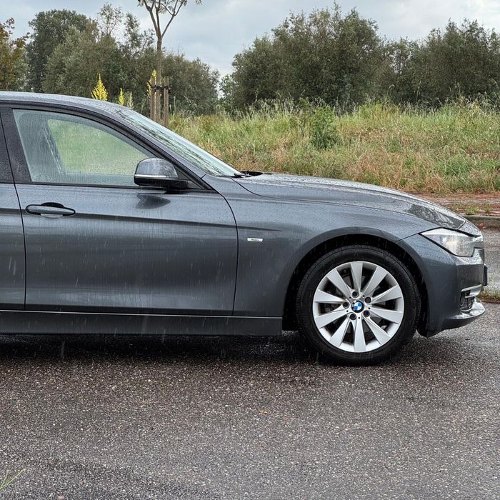 BMW 320d F30 (116 000 kms)