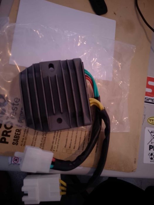 RECTIFICADOR.CORRENTE HONDA VFR 8OO,XX,CBR 600 NOVO