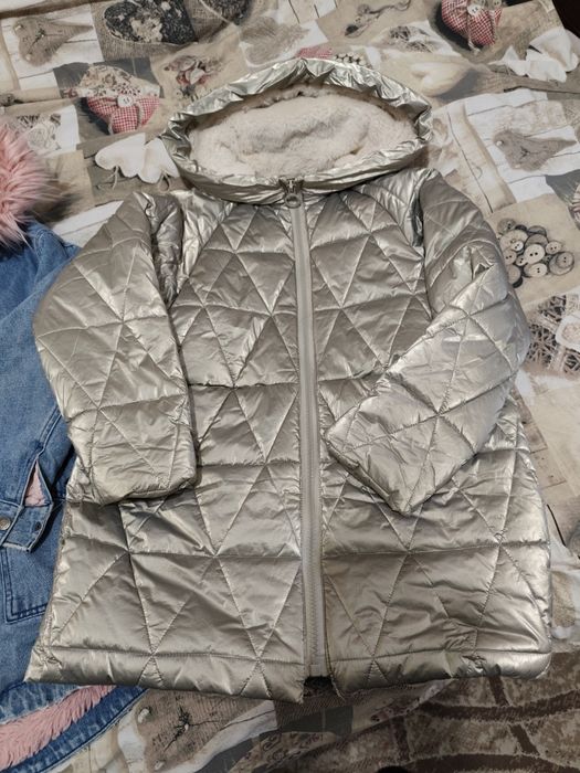 Куртки Zara 140,146,152