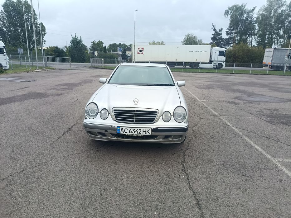 Мерседес є210 2.7 дизель