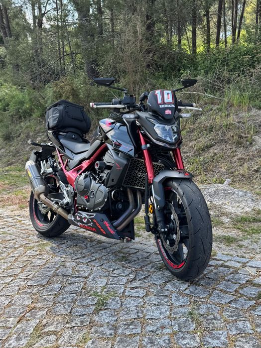 Honda Hornet como nova