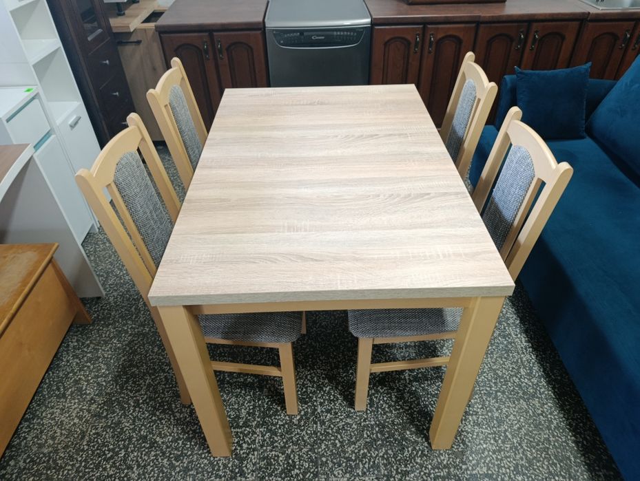 Stół rozkładany + 4 krzesła