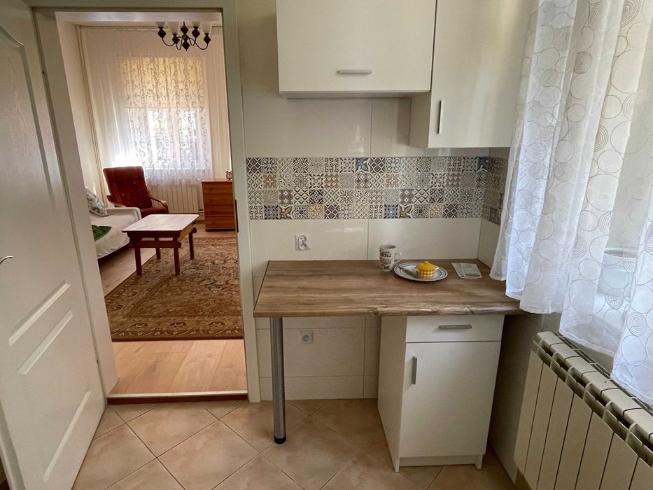 Kawalerka na parterze domu jednorodzinnego w wygodnej lokalizacji.