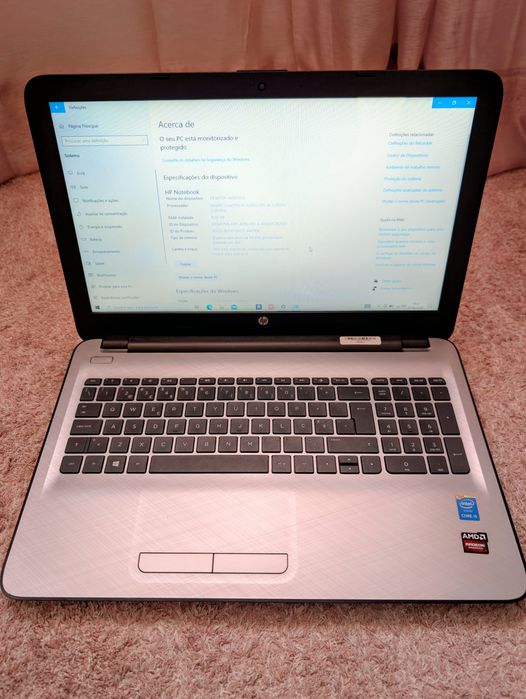HP Notebook Intel Core i5-5200U AMD Radeon R5 M330 15.6"