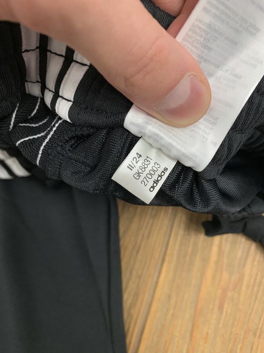 Чоловічі штани adidas Essentials оригінал нові чорні з бірками