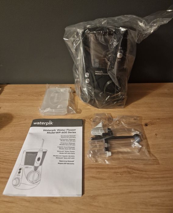 Irygator Waterpik WP-672 czarny