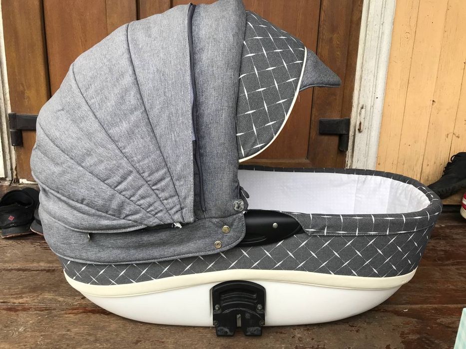 Коляска Adamex vicco 2в1