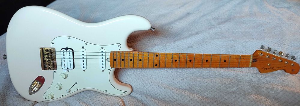 Fender Stratocaster - pickupy Tom Anderson/Seymour Duncan