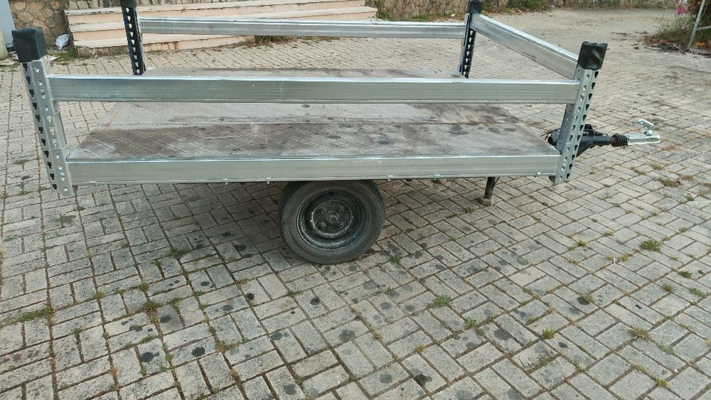 Reboque usado com travão