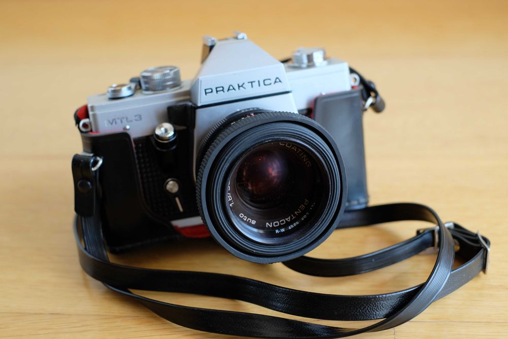 Praktica MTL3 - câmara fotográfica SLR
