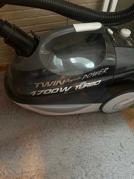 Пилесос Ariete twin aqua power 1700 W