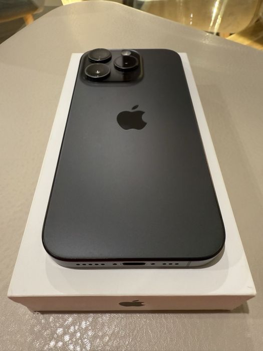 Продам iPhone 15Pro 128gb