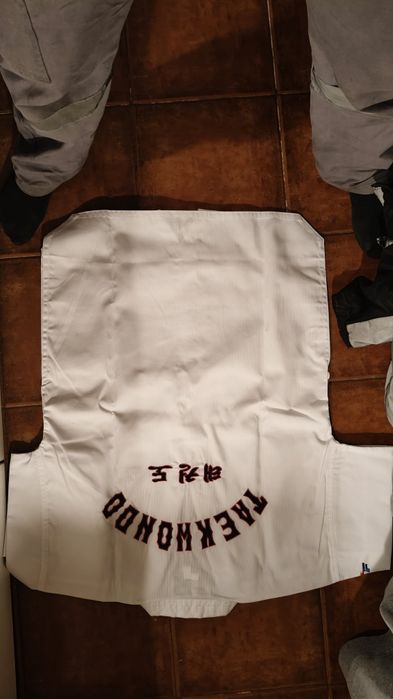 Kimono (Dobok) completo - Dae Do International - Taekwondo Ofici