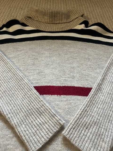 Damski sweter w paski