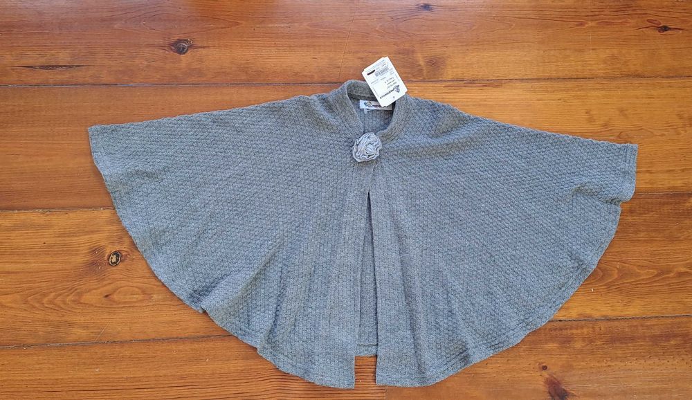 Capa/Poncho cinzento malha 4 anos Mariquilla