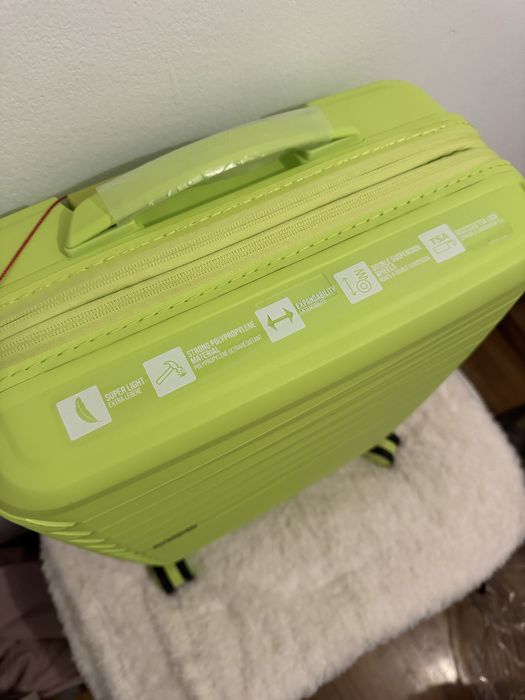 Mala de Cabine 55cm Expansível 4 Rodas NOVA - American Tourister