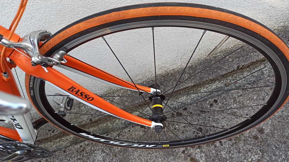 Bicicleta ciclismo Basso