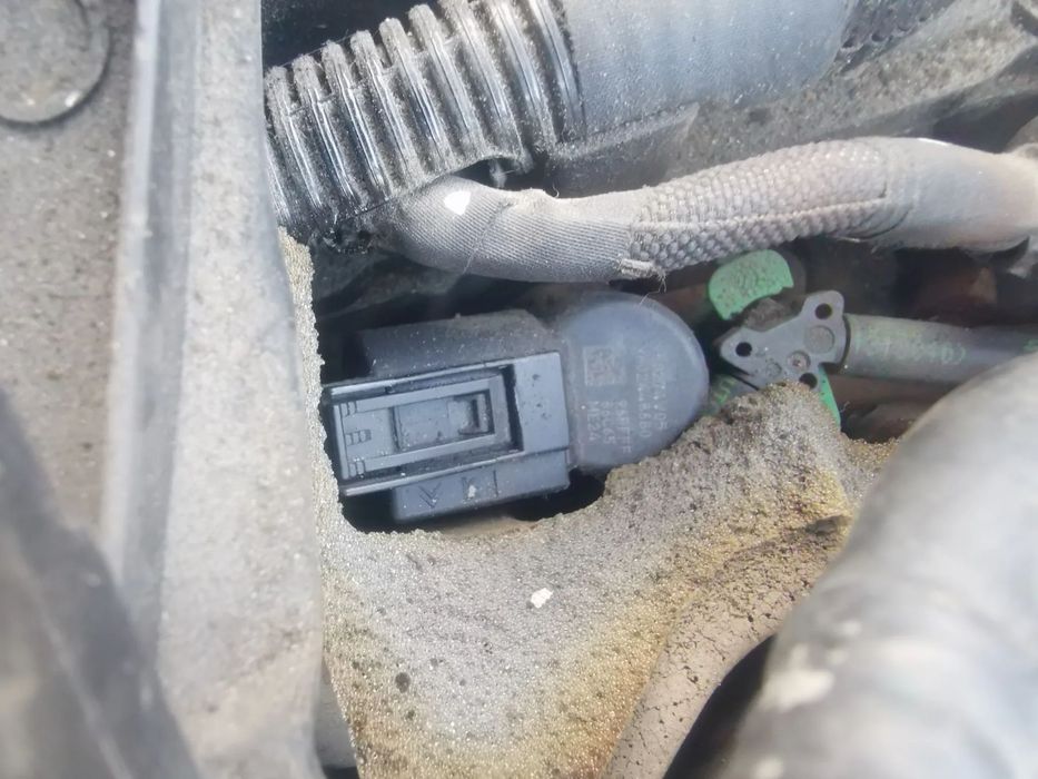 Wtryskiwacz Citroen Peugeot Ford 1.6 E-HDI 9802448680 1.6 TDCI