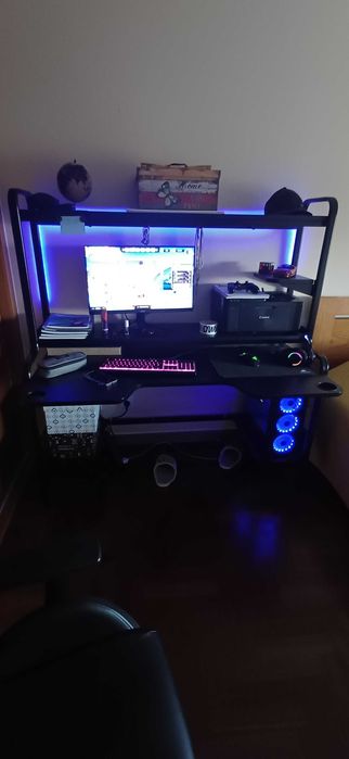 Vendo móvel/ secretária em preto