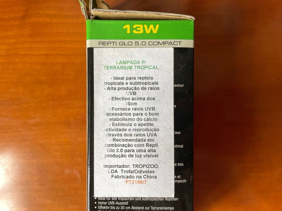Lâmpada para terrários Exo Terra Repti Glo 13W