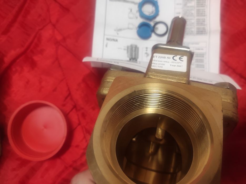 Клапан соленоїдний Danfoss EV220B 50B 032U7152 та 40B 032U7142