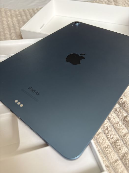 iPad Air 5 (2022) M1 64gb wifi планшет
