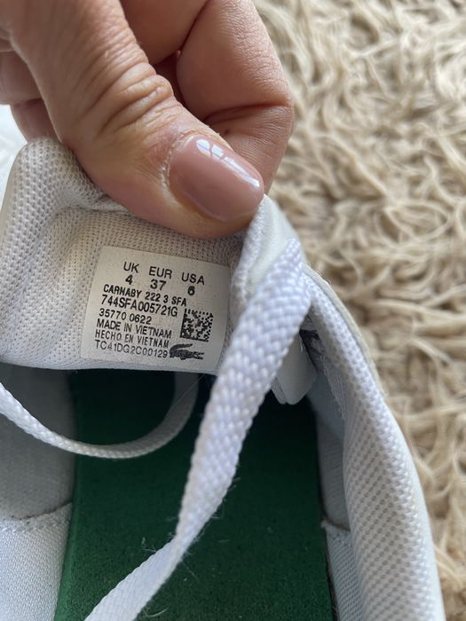 Lacoste 37 mulher brancas e rosa camaleão com algum uso visível
