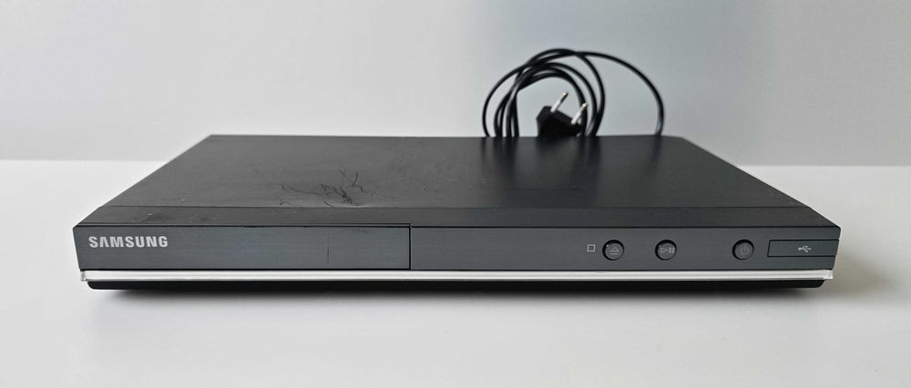 DVD Samsung DVD-D530