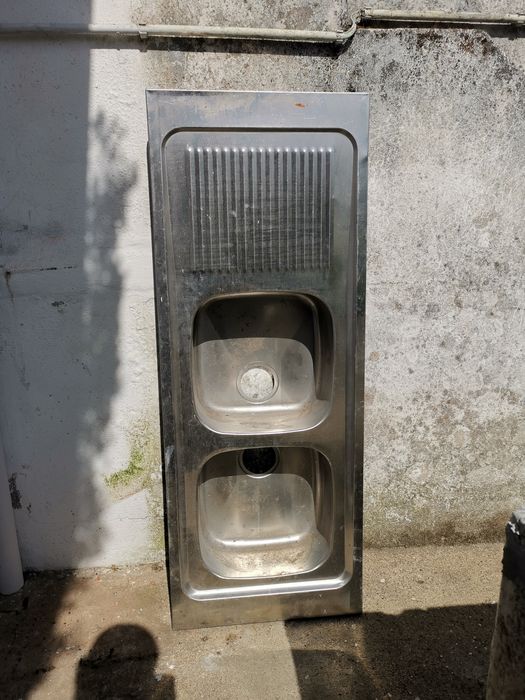 Used Kitchen Counter429088127719188483