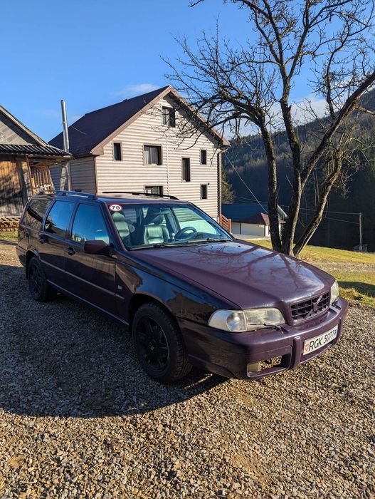 Вольво В70ХС полный привод 2,4турбо