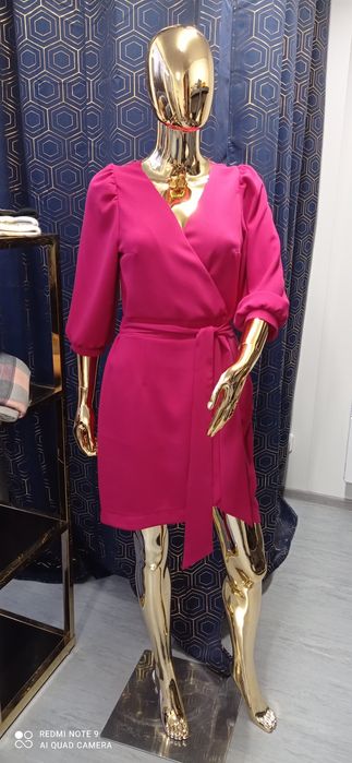 Sprzedam sukienkę elegancką LALOUS