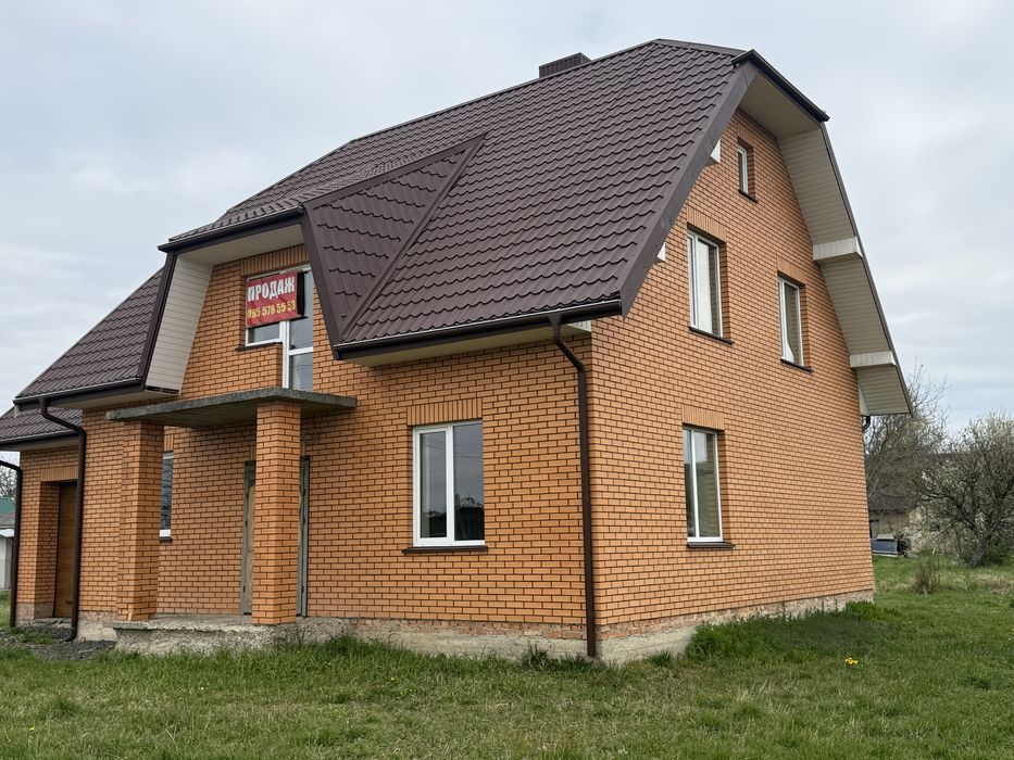 Продаж будинку в Луцьку 10сот. Газ біля ділянки