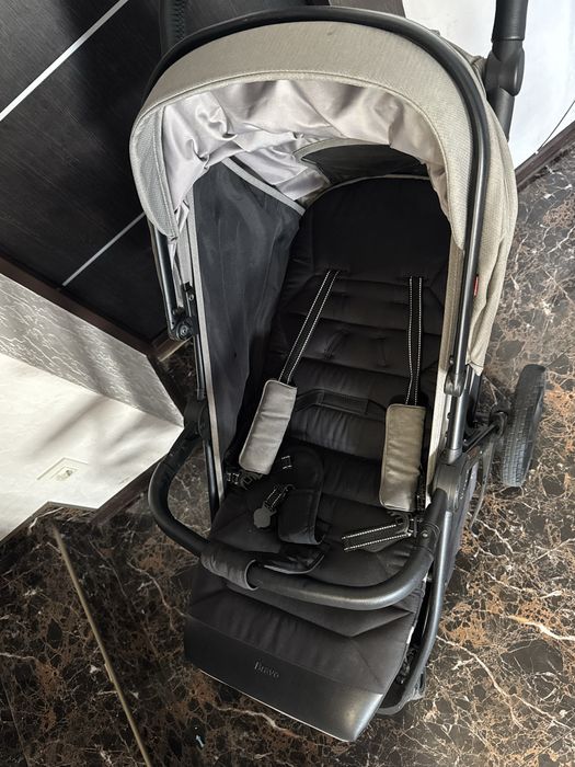 Продам коляску Carrello Bravo plus