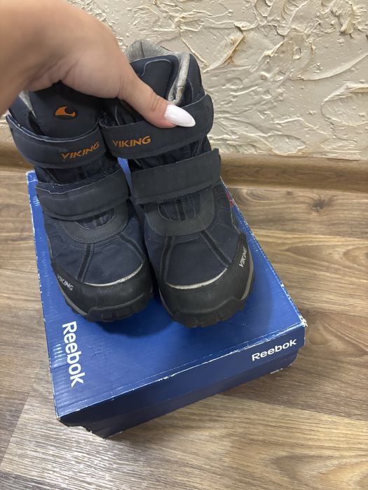 Зимові ботінки чоботи adidas viking 36 розмір