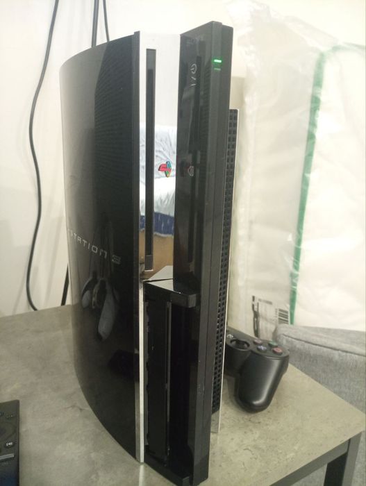 Продам Play Station 3