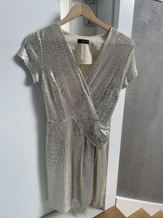 Sukienka z cekinami 36, dopasowana