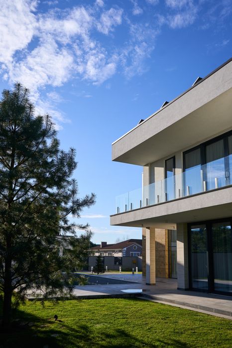 Оренда Будинку| Новий 260м2+150м2 | Генератор та Батареї