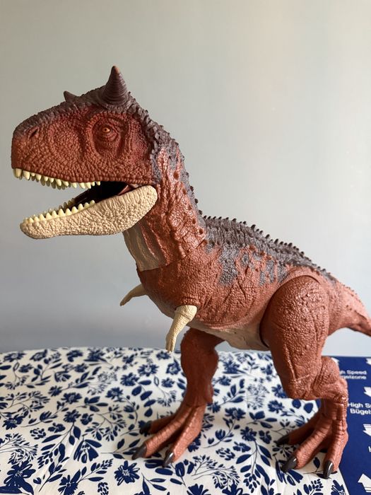 Figurka dinozaur Mattel Jurassic World  gigant byczek