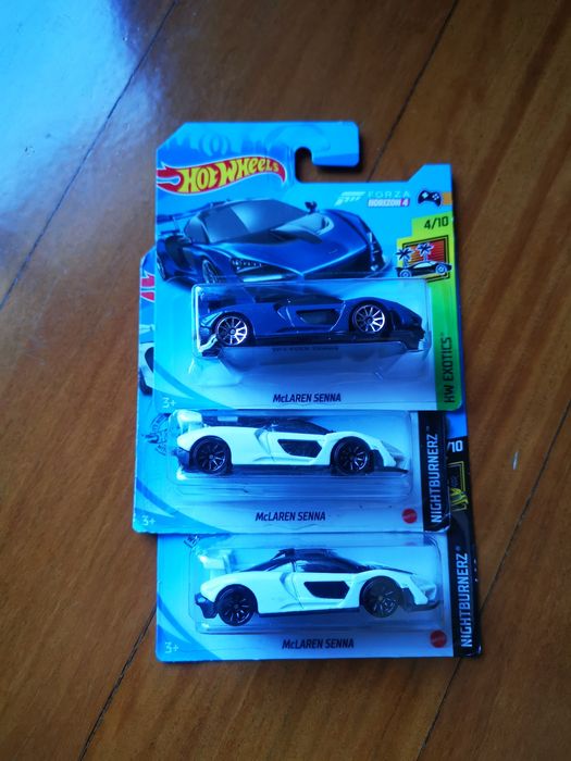 Maclaren hot wheels com portes incluídos