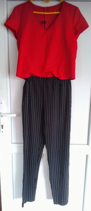 Жіночий комбінезон.