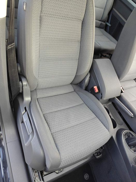 Volkswagen touran  1.6 mpi