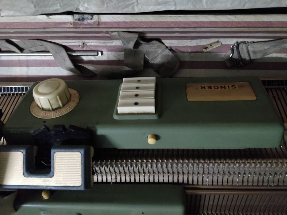 Máquina para tricotar SINGER