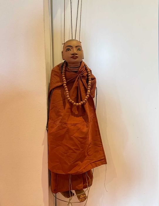 Marioneta de monge birmanês