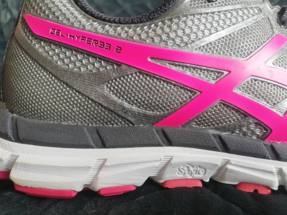 Buty sportowe do biegania damskie 37,5